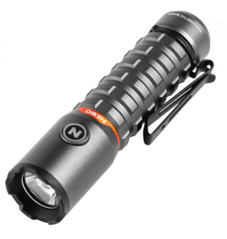 NEBO TORCHY 2K LED-Taschenlampe mit 2000 Lumen, magnetischer MagDock USB-Ladestation, Magnetfuß und wiederaufladbarem Akku