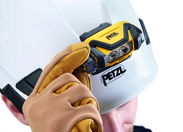 Petzl PIXA E120AA00 Arbeitsstirnlampe 450 Lumen IP68 inkl. 3 AAA-Batterien